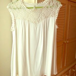 White lace tunic shirt size Large